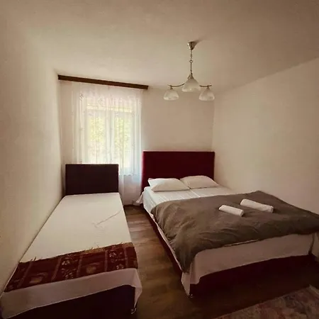Apartament Lovely Near River Una / Fatima 2