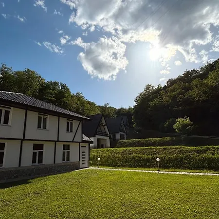 Lovely Near River Una / Fatima 2 Bihać